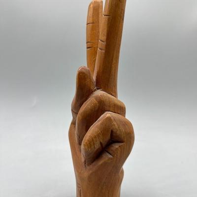Retro Carved Wood Hand Holding Peace Sign Jewelry Ring Vanity Display Figurine