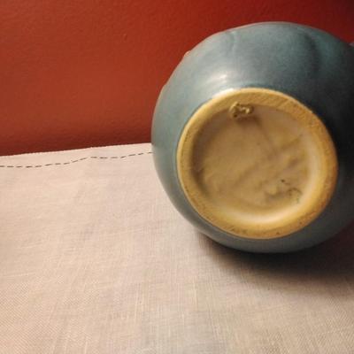 Roseville Pottery Blue Snowberry Vase #IV2-7,  Circa 1947
