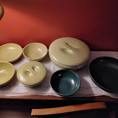 Rare 1940s Iroquois Casual China by Russell Wright 12 pieces
