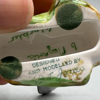 Retro Pair of Ceramic Porcelain Wild Bird Figurines