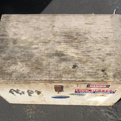 Large Old Wood Toolbox With Tray, 16" x 19" x 30"