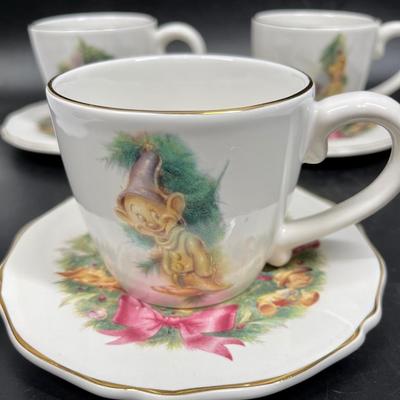 Disney teacup & saucer set, 4 sets Mickey Goofy Tinkerbell Dumbo
