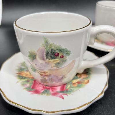 Disney teacup & saucer set, 4 sets Mickey Goofy Tinkerbell Dumbo