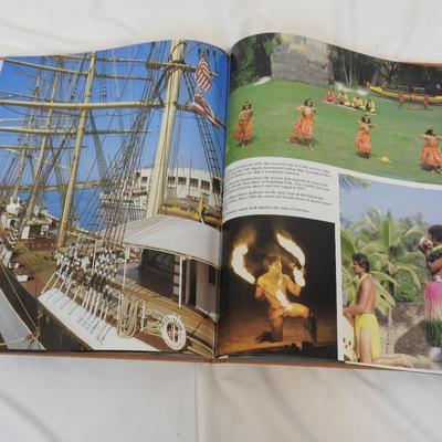 8 Non-Fiction Hardcover Books: Washington, Hawaii, & Gardening - Vintage