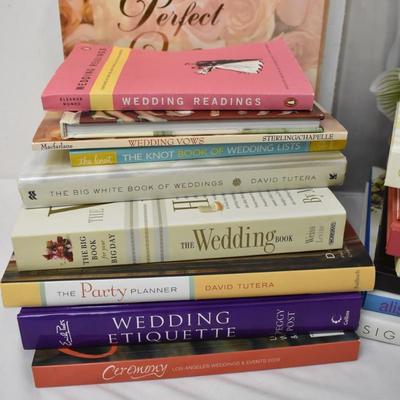 Lot of 18 Wedding Planning Guide Books, Wedding Inspiration & Journals