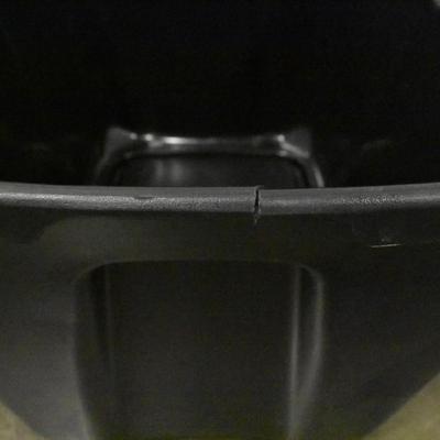 5 Plastic Storage Bins, 3 Lids