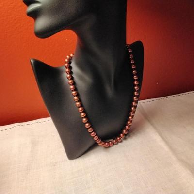 18"  9.5 mm Cranberry Colored Pearls  14K Solid Gold Clasp