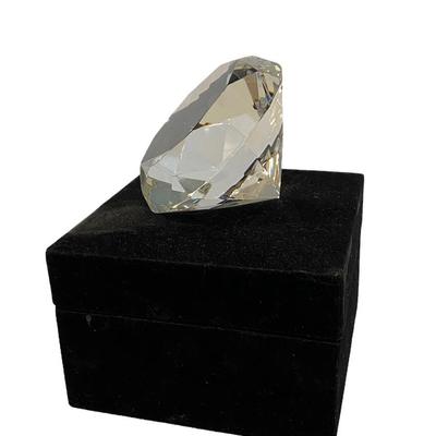 Large Elan Crystal Diamond Paperweight
