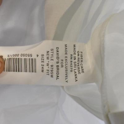 Davids Bridal 9795W White Wedding Petticoat/Slip, Size 24W
