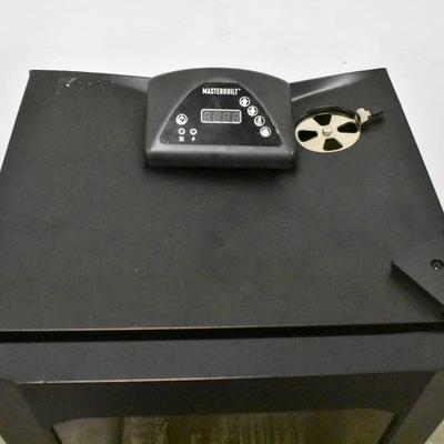 Masterbuilt Smoker, Doesn't Seal Fully, Works