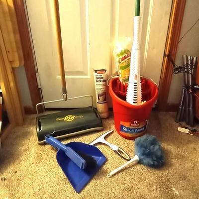 CEDAR QUICK WRING -LIBMAN MOP AND EXTRA MOPHEAD-DUSTER-MOTORLESS VAC...