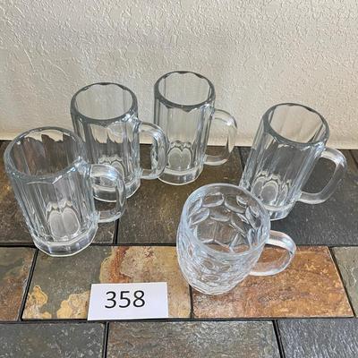Lot of mugs