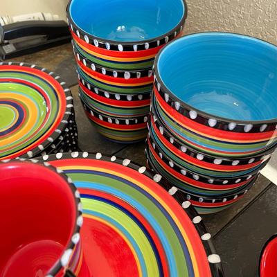 Pueblo Springs by Elite Dinnerware grouping