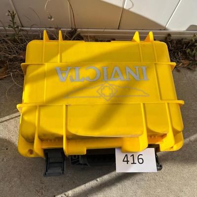 Invicta Carrying case