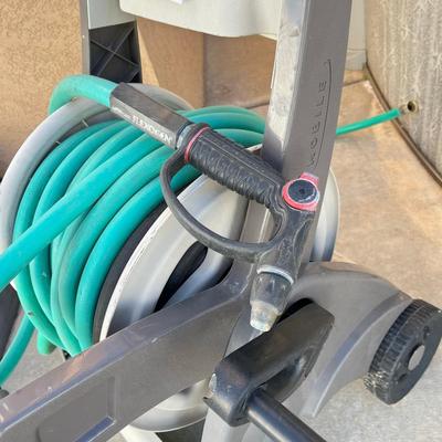 Hose caddy w/ hose