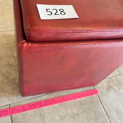 Vinyl Box ottoman