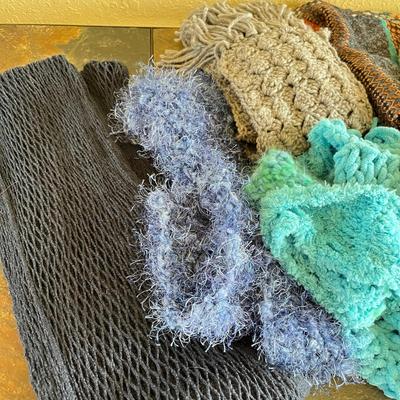 Scarves lot