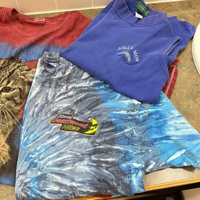 Graphic Ts