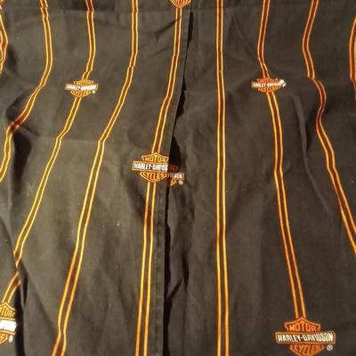 AUTHENTIC HARLEY DAVIDSON HEATED GLOVES-TSHIRT AND PILLOW SHAM