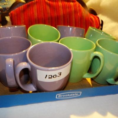 Green and Purple Coffee Cups