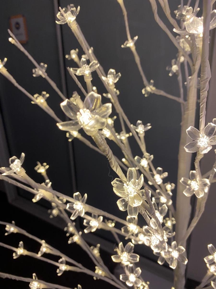 Tree Moodlights 5' White Lighted Flower Cherry Blossom Tree Mood Lighting | EstateSales.org