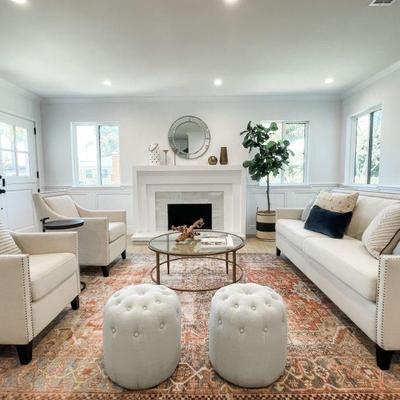 Matching ottomans available