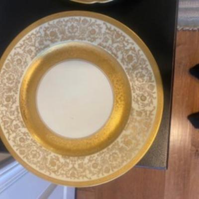 1 - H&C Selb Bavaria Henerich & Co â€œEdgertonâ€ plate  gold & cream plate