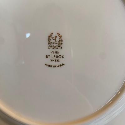 Lenox China Pine Pattern - 12 piece place setting - No chips or wear 