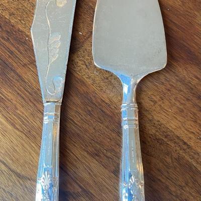 1 set silverplate cake knife and server