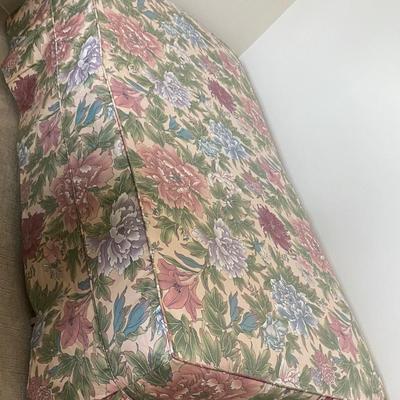 Fitted lined twin bed daybed cover with box pleated corners