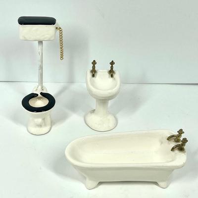 Dollhouse accessories
