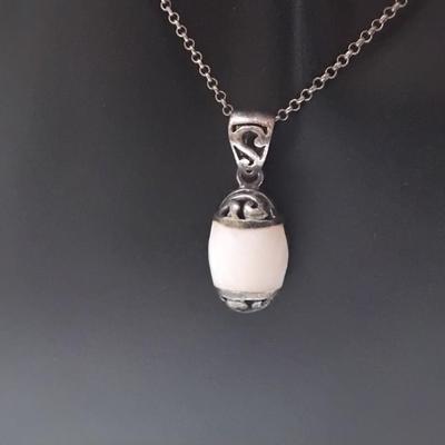 Gorgeous Vintage Moonstone 925 16" Necklace