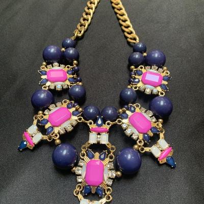 18â€ Adj. Navy and pink statement necklace