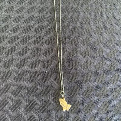 16â€ Praying Hands Necklace