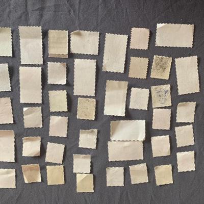 Vintage Ceskoslovensko Stamp Lot