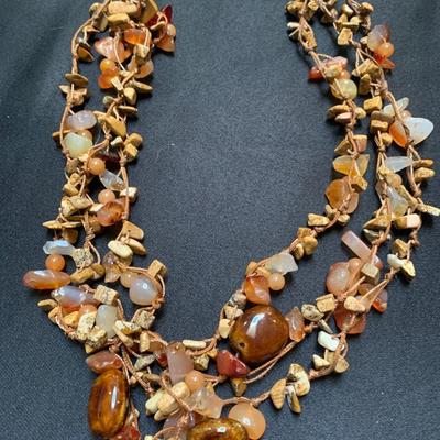 18â€ Amber Shell Necklace