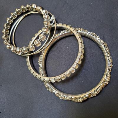 Bracelet Lot
