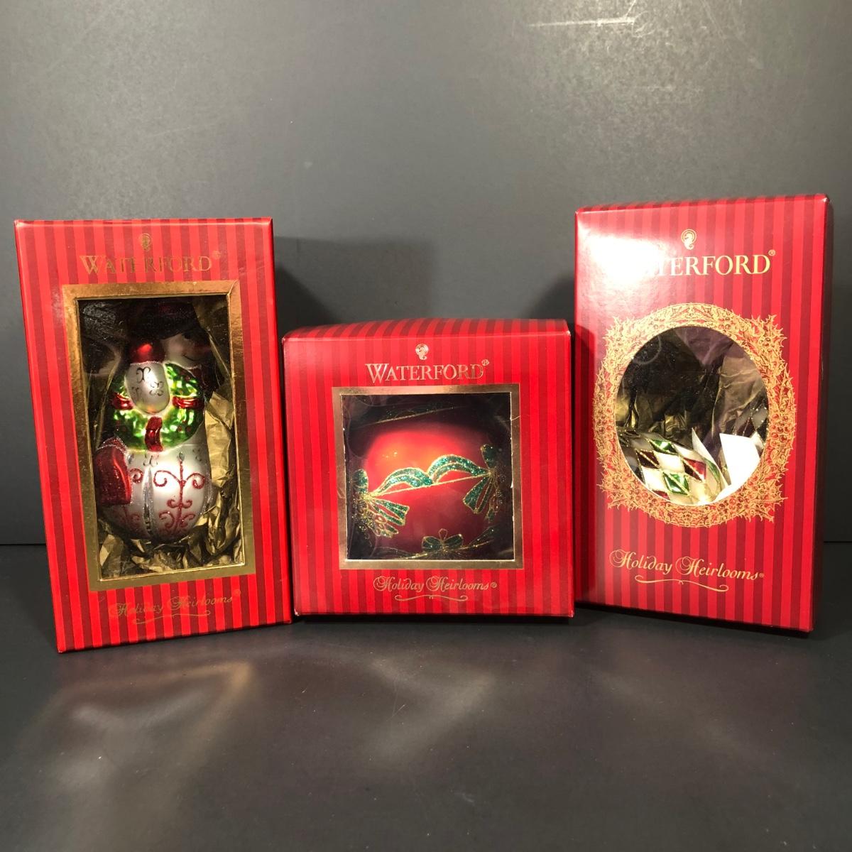 LOT102: Waterford Holiday Heirlooms Christmas Ornaments | EstateSales.org