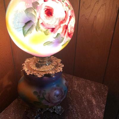 Stunning Gone with the wind lamp