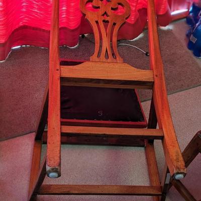 Set of 5 Chippendale Oak Antique Well Upholstered Chairs