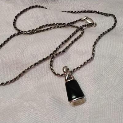 Beautiful Vintage Jade 19" 925 Necklace