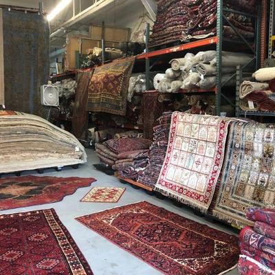 Persian & Pakistani  Rugs Kilims in different sizes and designs,  Made with 100% natural wool and Cotton, vegetable dyed and...