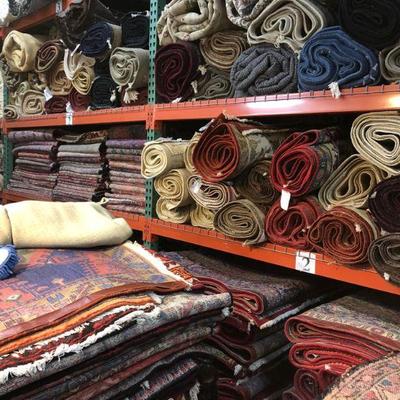 Persian & Oriental  Rugs Kilims on different sizes and designs,  Made with 100% natural wool and Cotton, vegetable dyed and hand...