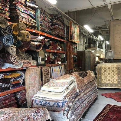Persian & Pakistani  Rugs Kilims on different sizes and designs,  Made with 100% natural wool and Cotton, vegetable dyed and hand...