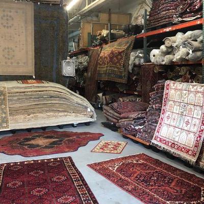 Persian & Pakistani  Rugs Kilims on different sizes and designs,  Made with 100% natural wool and Cotton, vegetable dyed and hand...