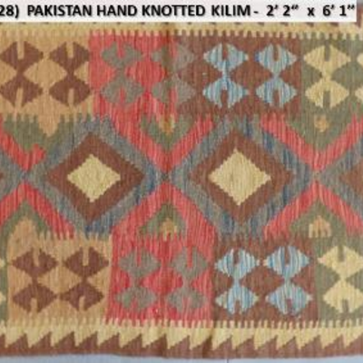 Persian Rugs Kilims has been made in the cities of Persia, Made with 100% natural wool and Cotton, vegetable dyed and knotted by hand.