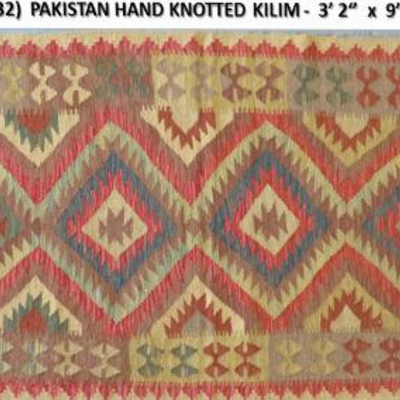 Persian Rugs Kilims has been made in the cities of Persia, Made with 100% natural wool and Cotton, vegetable dyed and knotted by hand.