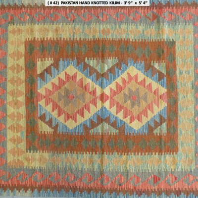 Persian Rugs Kilims has been made in the cities of Persia, Made with 100% natural wool and Cotton, vegetable dyed and knotted by hand.