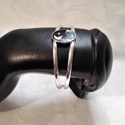 Unique Onyx/Mother of Pearl/Abalone Alpaca Silver Bracelet