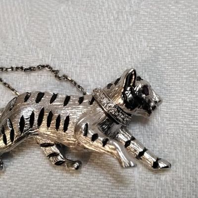 Ruby Eye Tiger Adorned By Diamond Collar 925 18" Necklace